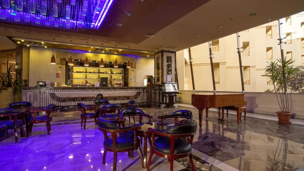 الفندق إيه أم سى رويال - الغردقة